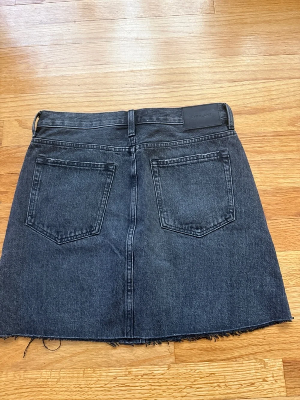EVERLANE The Denim Skirt in Washed‎ Black 27